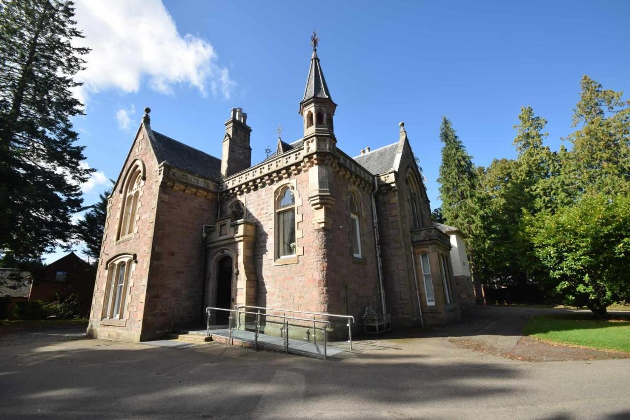 Apartment Rosedene Highland House Apartments, *